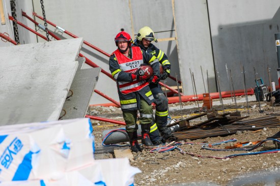 Brand einer Gasflasche auf Baustelle in Schiedlberg