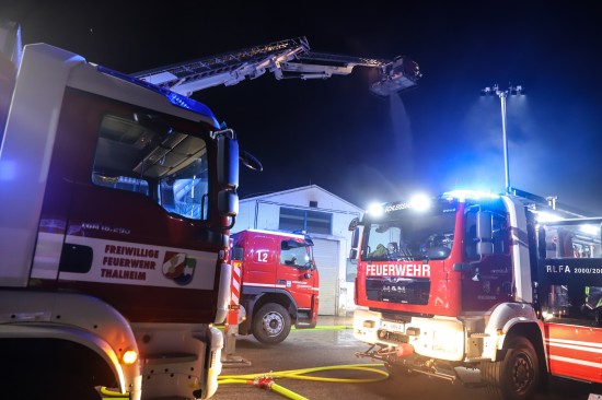 Große Einsatzübung der Feuerwehr als Abschluss des Übungstages in Thalheim bei Wels