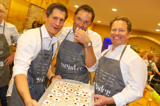 Rekordzeit beim Backen mit vielen bekannten Gesichtern fr Kekserlmarkt am Kumplgut in Wels