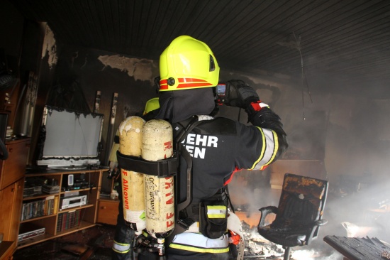 Wohnzimmer eines Hauses in Alkoven ausgebrannt