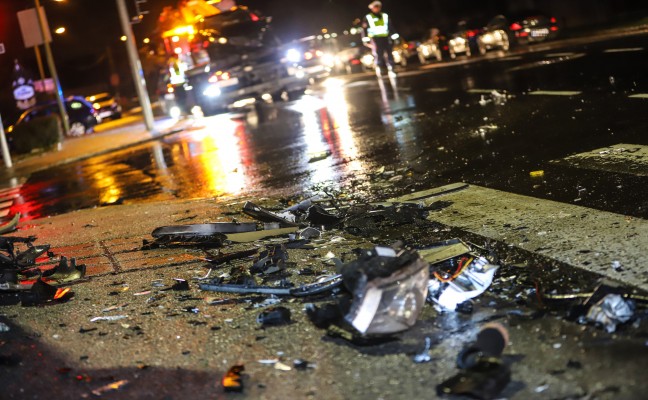 Schwerer Kreuzungscrash in Wels-Lichtenegg endet glimpflich