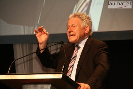 Landeshauptmann Dr. Josef Phringer (VP)