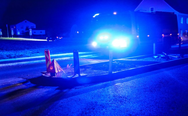 Neue Verkehrsinsel auf Pyhrnpass Straße bei Sattledt wurde mehreren Autolenkern zum Verhängnis