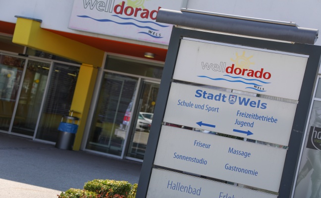 Mdchen (5) nach Ertrinkungsnotfall im Hallenbad in Wels erfolgreich reanimiert