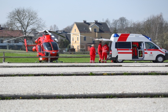 Notarzthubschrauber nach schwerem Reitunfall in Stadl-Paura im Einsatz