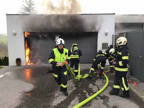 Garage in Freistadt in Brand geraten
