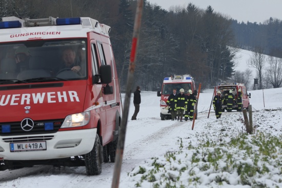 Feuerwehr rettet unter Baum eingeklemmten Mann in Gunskirchen