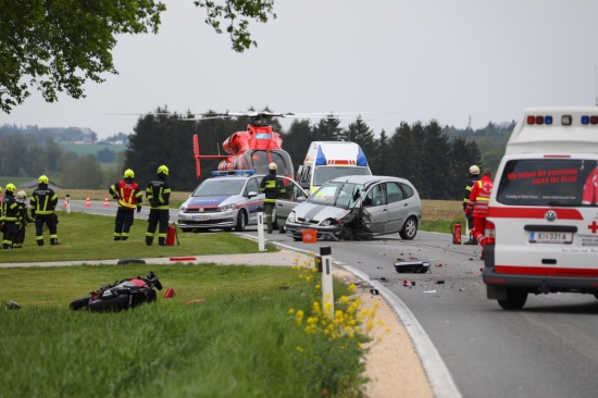 Polizei sucht nach tödlichem Motorradunfall in Rohr im Kremstal wichtige Unfallzeugen