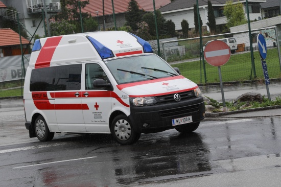 Notarzthubschraubereinsatz in Offenhausen: Kleinkind erlitt schwerere Verbrhung