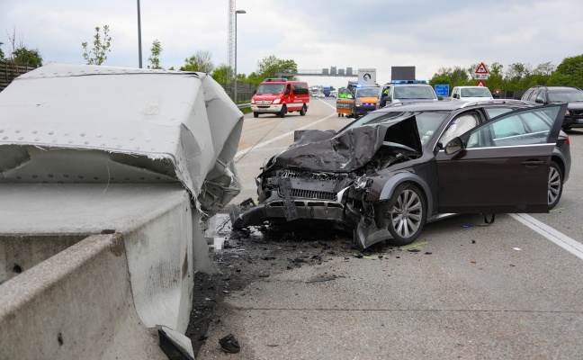 Schwerer Verkehrsunfall auf Westautobahn bei Eberstalzell fordert einen Verletzten