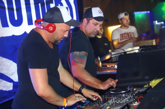 Funky House Brothers sorgten beim Karibikfest in Weikirchen an der Traun fr beste Stimmung