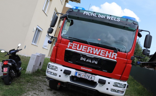 Rasche Entwarnung bei Brandverdacht in Mehrparteienhauswohnung in Pichl bei Wels