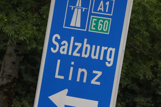 Schwerer Verkehrsunfall auf Westautobahn bei Enns