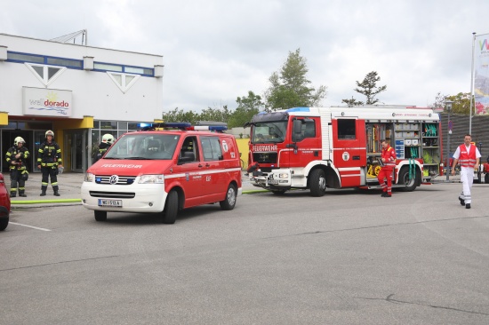 Brand im Kchenbereich des Hallenbades in Wels-Lichtenegg