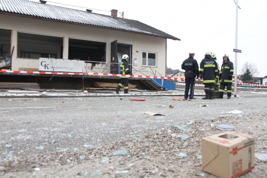 Schwerverletzter bei Explosion in einer Werkshalle in Kematen am Innbach