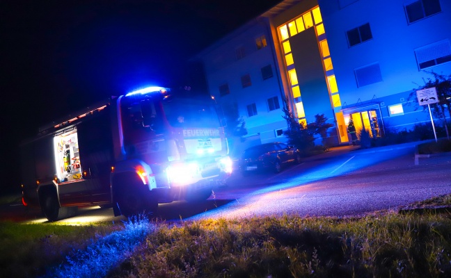 Geruchsbelästigung: Feuerwehr in Thalheim bei Wels zu Gasgeruch alarmiert