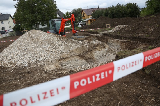 Knochenreste bei Baggerarbeiten auf Grundstck in Pucking gefunden