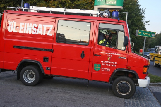 Kollision zwischen zwei Autos in Sattledt endet glimpflich