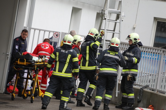 Reanimation: Leblose Person in Wels-Innenstadt aus Mhlbach gerettet