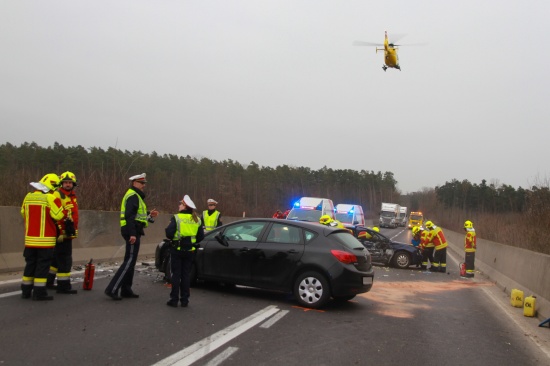 Schwerer Verkehrsunfall auf der Kremstal Straße in Pasching