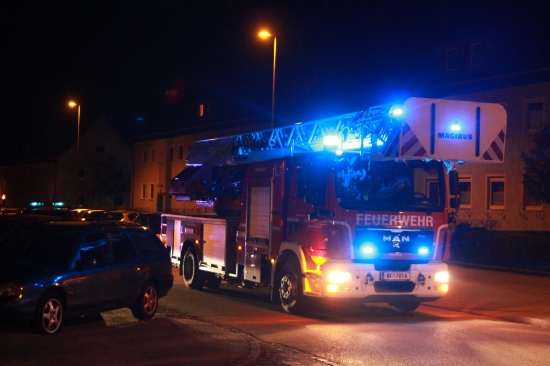 Feuerwehr bei Brandverdacht im Welser Stadtteil Vogelweide im Einsatz