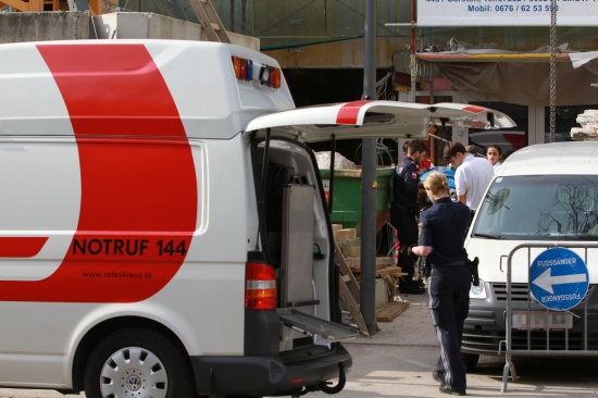 Schwerer Arbeitsunfall auf Baustelle in der Welser Innenstadt