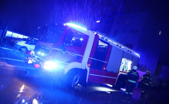Defekte Küchenbeleuchtung sorgte für Einsatz der Feuerwehr in Wels-Lichtenegg