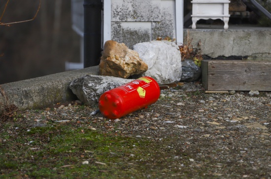 Vier Feuerwehren bei Zimmerbrand in Tumeltsham im Einsatz