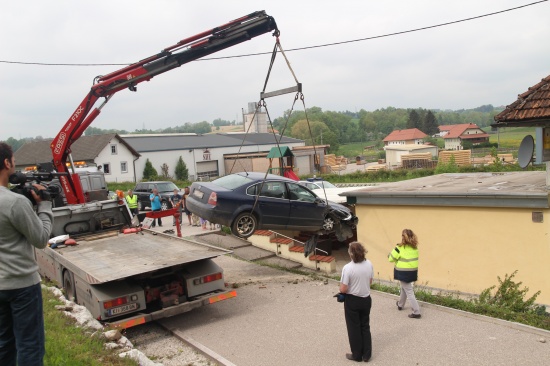 Spektakulärer Verkehrsunfall auf der Schlierbacher Straße in Wartberg an der Krems