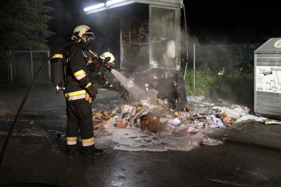 Erneut Brand eines Altpapiercontainers in Wels