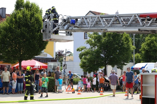 Schaubung der Feuerwehr zum Stadtfest in Marchtrenk