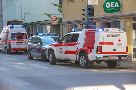Notarzteinsatz: Verkehrsunfall mit Fugnger in Wels-Innenstadt