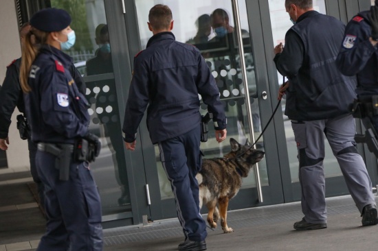 Medienberichte: 17-Jhriger nach Amok-Drohung gegen Gymnasium ausgeforscht