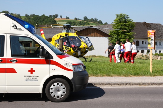 Schwerer Verkehrsunfall mit Motorradfahrer in St. Marienkirchen an der Polsenz