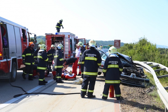 Schwerer Verkehrsunfall auf der Westautobahn bei St. Florian
