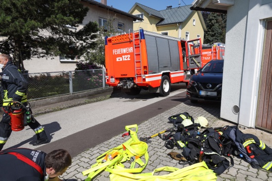 Wohnungsbrand in einem Mehrparteienwohnhaus in Leonding