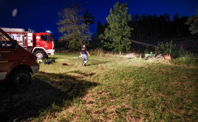 Traktor eines Pensionisten stürzte in Ansfelden über Abhang