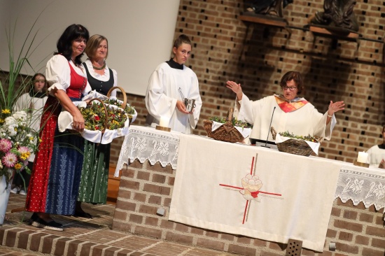 Tradition: Kräutersegnung zu Maria Himmelfahrt