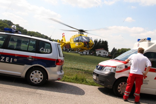 Rettungshubschraubereinsatz nach schwerer Schnittverletzung in Thalheim bei Wels