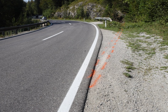Zwei Tote bei folgenschwerem Motorradunfall auf Weißenbacher Straße in Bad Ischl