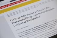 Covid-19: Land Oberösterreich informiert Kunden eines Fischhändlers in Weißkirchen an der Traun