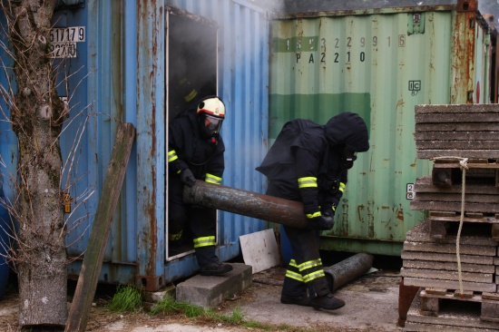 Atemschutzausbildung im bungsgelnde der Feuerwehr Wels