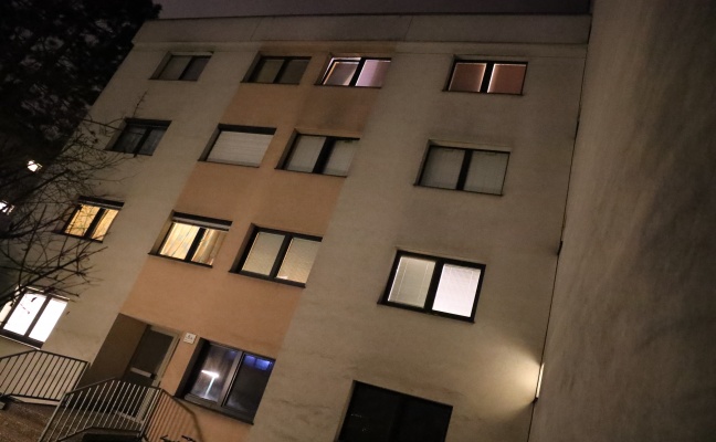 Tödliches Brandereignis: Mann (63) in Linz-Urfahr tot in verrußter Wohnung aufgefunden