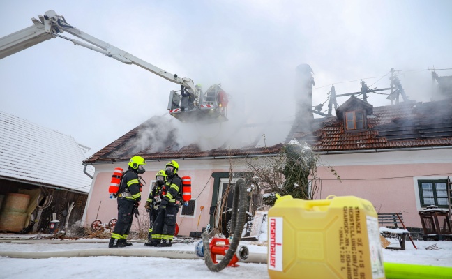 Fünf Verletzte bei Brand eines Wohnhauses in Spital am Pyhrn