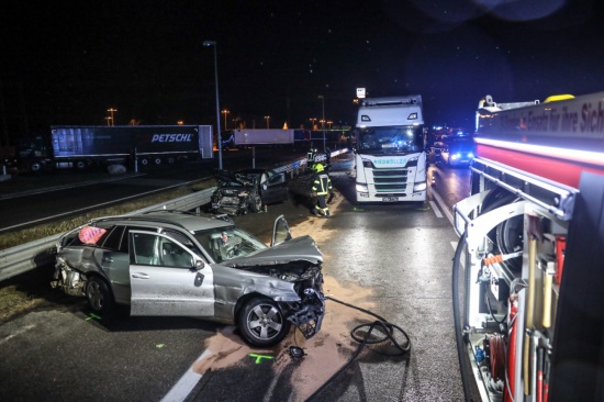 Videoauswertung: Polizei erhofft sich neue Erkenntnisse zu tdlichem Verkehrsunfall bei Laakirchen