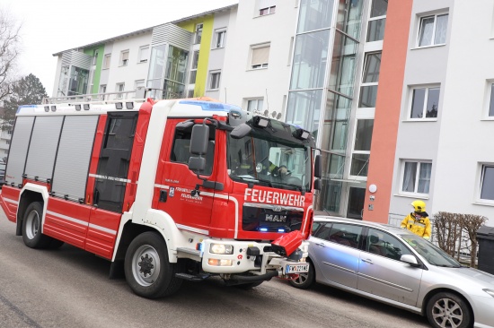 Dringende Trffnung: Wohnungstre in Wels-Vogelweide zugefallen whrend E-Herd eingeschaltet war