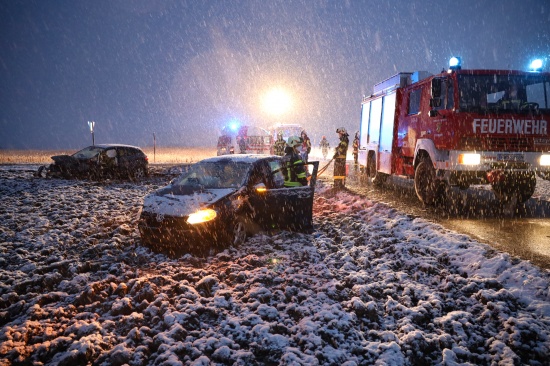 Schwerer Verkehrsunfall zwischen zwei PKW in Gschwandt