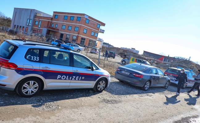 Eröffnung eines Gebetszentrums in Wels-Waidhausen endet mit größerem Polizeieinsatz