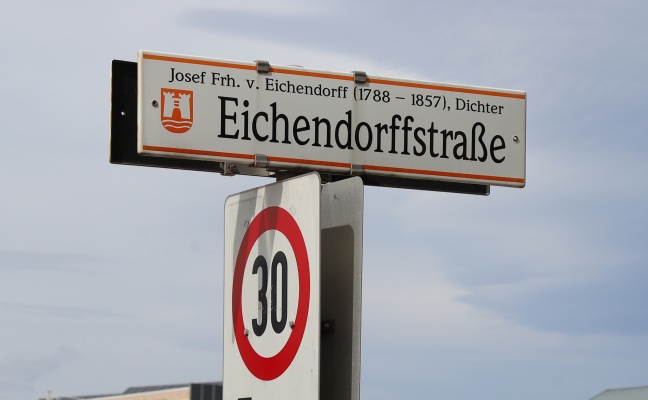 Großeinsatz der Polizei nach Schüssen in Linz-Bindermichl-Keferfeld