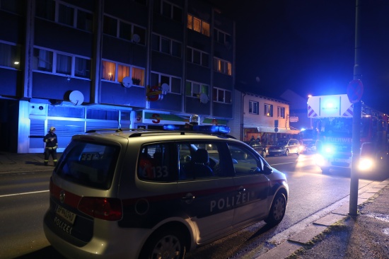 Nchtlicher Polizeieinsatz in Wels-Lichtenegg